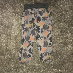 Lululemon Om pant size 6